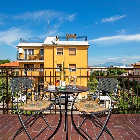 Villa Mimosa - Appartamento 2 - Happy Rentals Desenzano del Garda Exterior photo