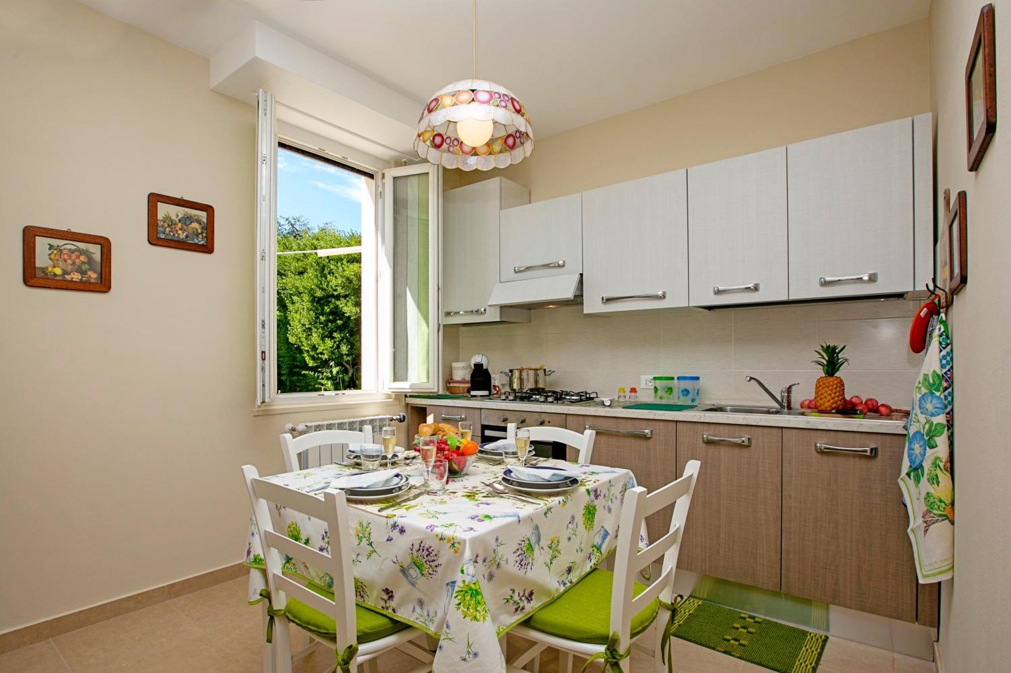 Villa Mimosa - Appartamento 2 - Happy Rentals Desenzano del Garda Exterior photo