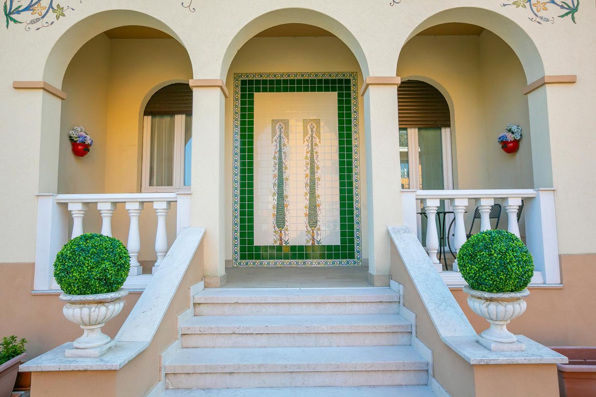 Villa Mimosa - Appartamento 2 - Happy Rentals Desenzano del Garda Exterior photo