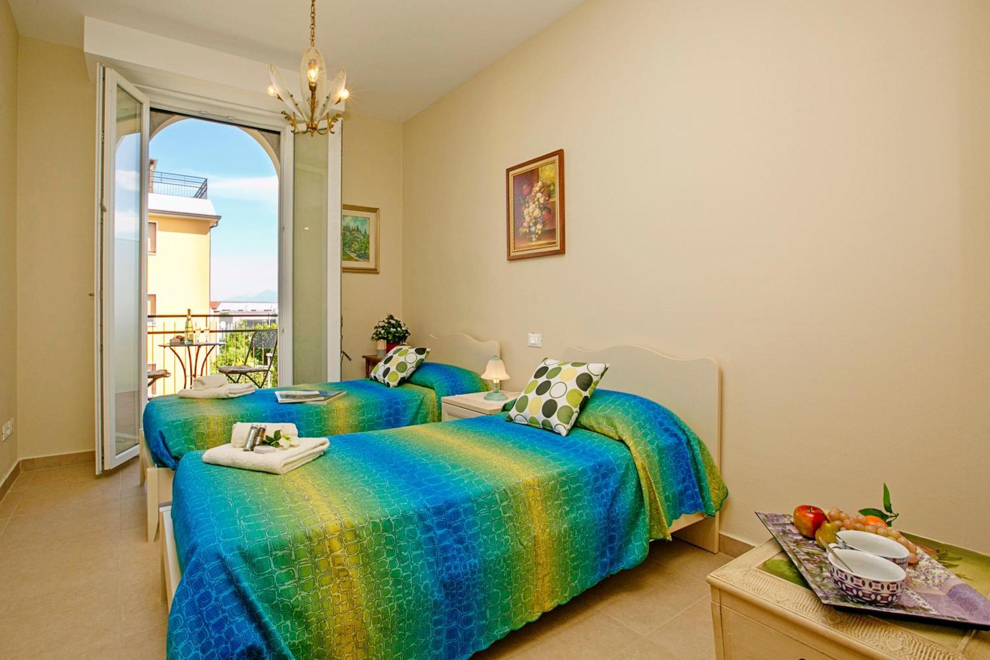 Villa Mimosa - Appartamento 2 - Happy Rentals Desenzano del Garda Exterior photo
